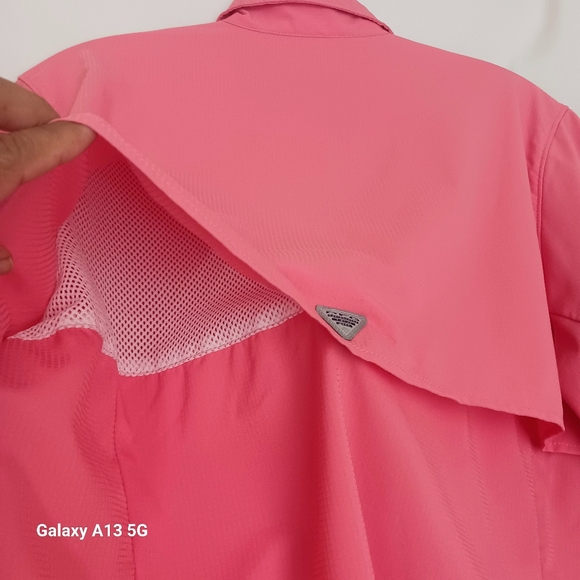 Columbia Women's Pink Vented Long Sleeve Button Down Fishing Shirt Sz L - Picture 9 of 13